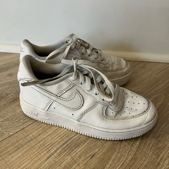 Nike Air Force 1 Youth 13 - Picture 3 of 7